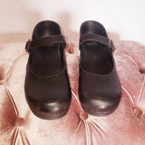 41 Dansko Mary Jane style